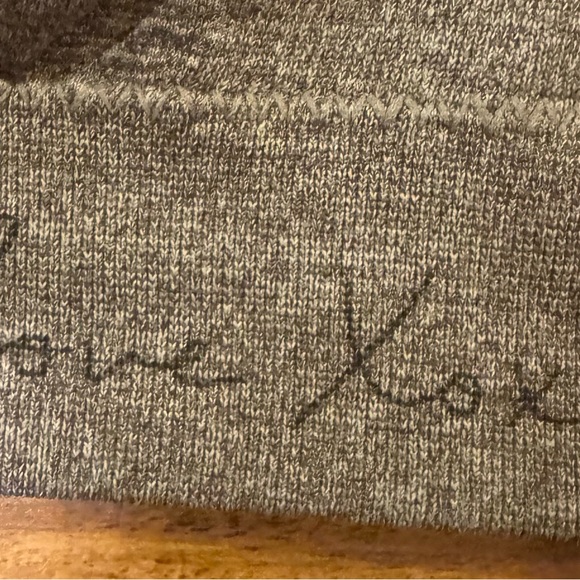 XOXO Gray Sports Bra with Racerback Design - Picture 4 of 5